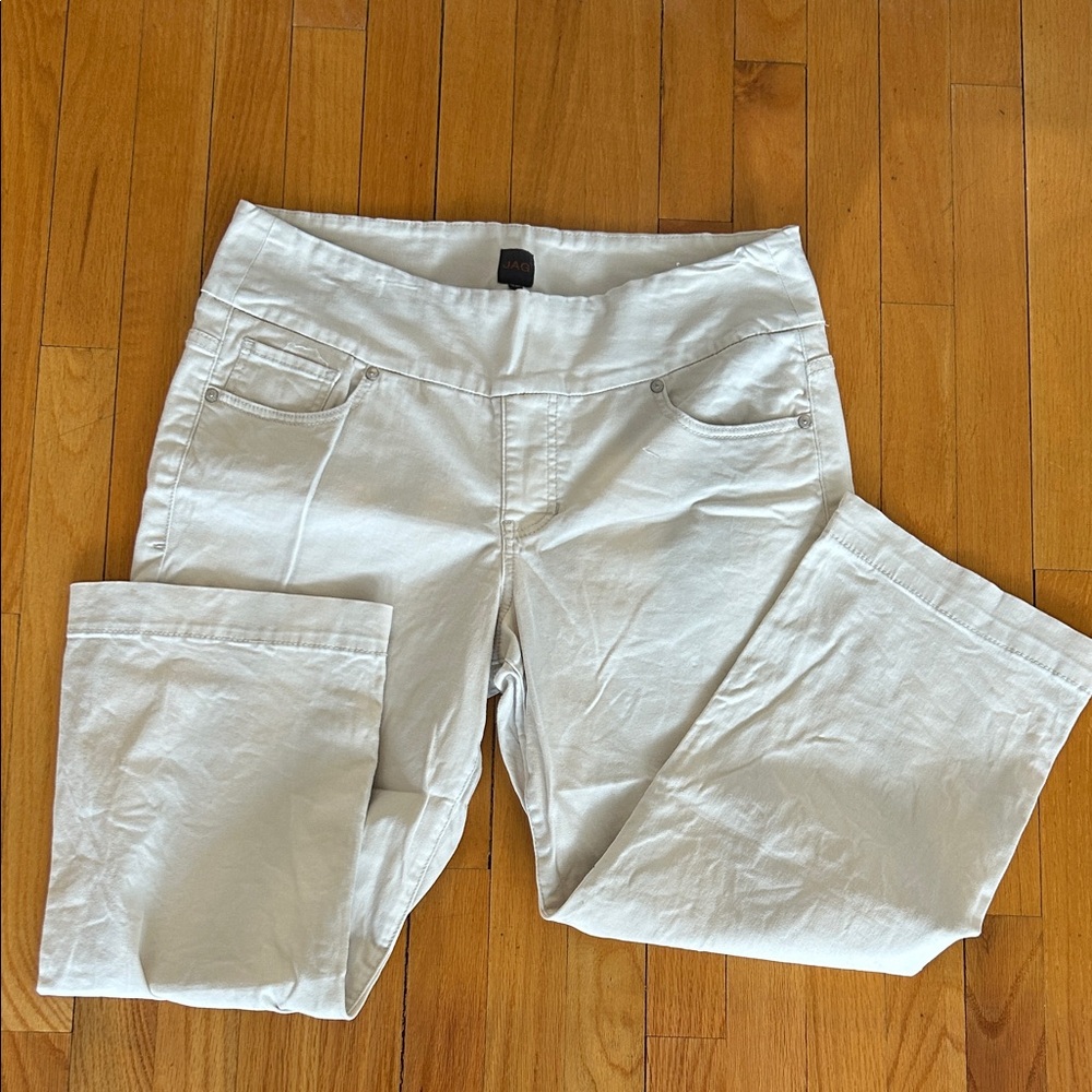 Jag Pull on Jeans size 16 cream color